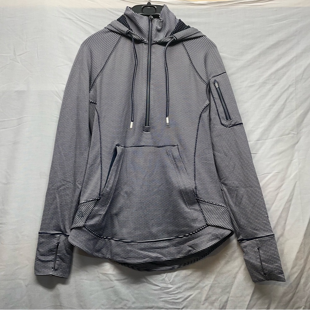 Athleta striped sweatshirt hoodie with zipped pocket athletic